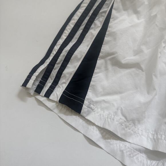 Adidas Active Shorts Women's XL Stripe‎ Running Gym Athleisure - Picture 3 of 11